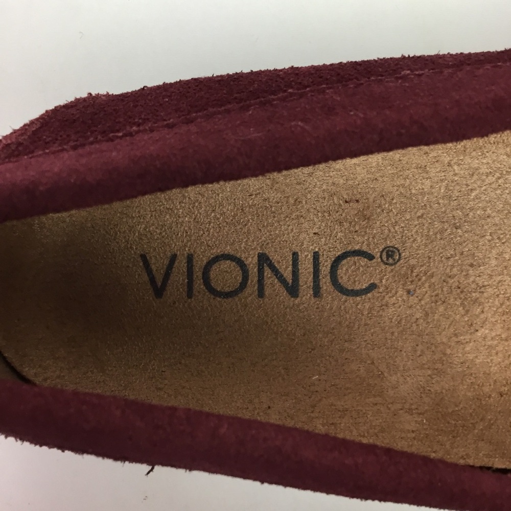 NWOT Vionic Bibiana Suede Slip On Horsebit Loafers Burgundy - Picture 11 of 13